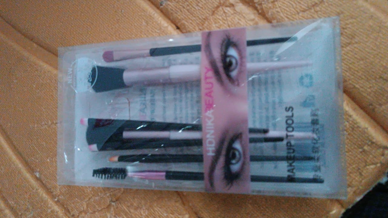 Premium Dual-Tone Makeup Brush Set